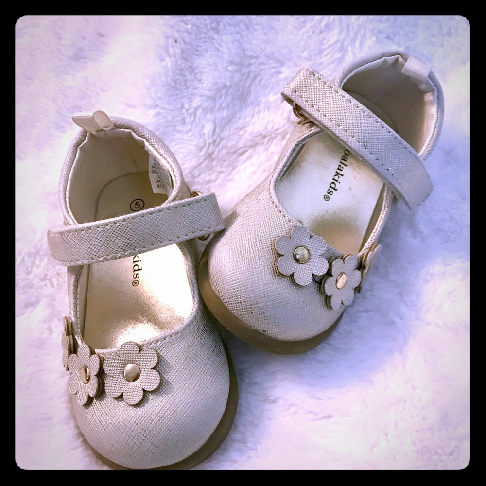 dress shoes